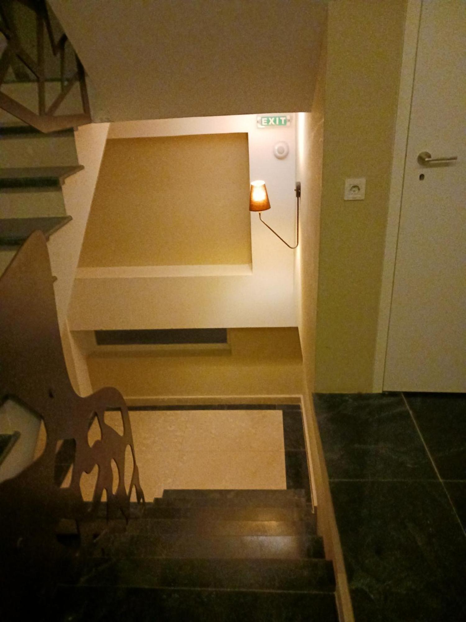Myky Mouse Nu Primesc Santieristi Si Petrecareti Apartment Bucureşti Ngoại thất bức ảnh