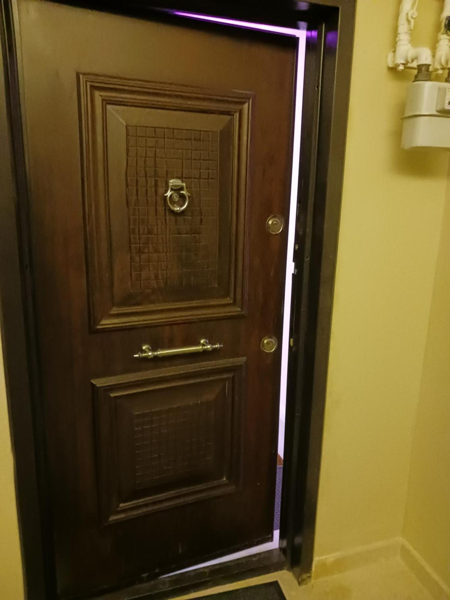 Myky Mouse Nu Primesc Santieristi Si Petrecareti Apartment Bucureşti Ngoại thất bức ảnh